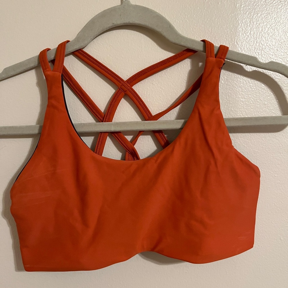 Tera Kaia Toura sports bra